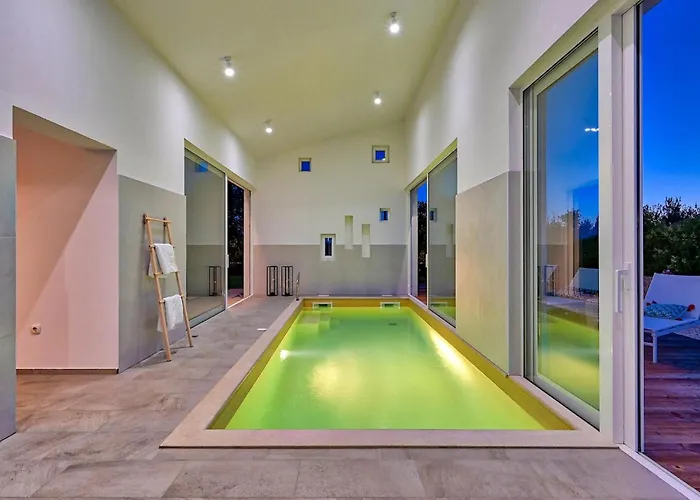 بيت للعطل Vela Muline *