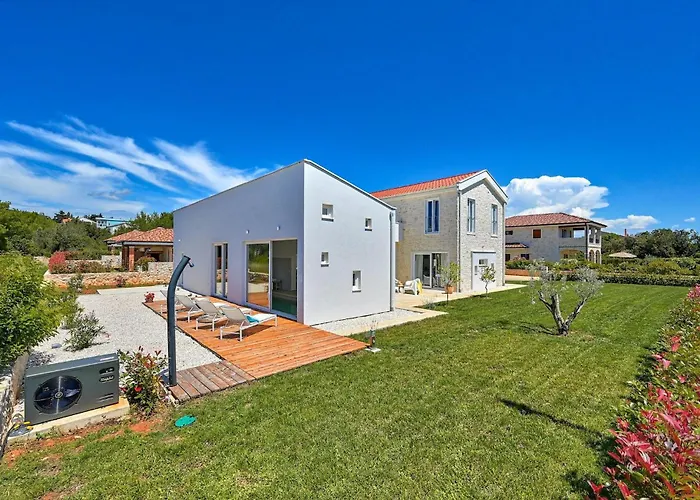 بيت للعطل Vela Muline