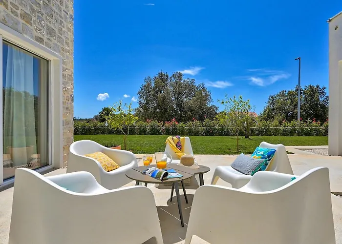 بيت للعطل Vela Muline زادار