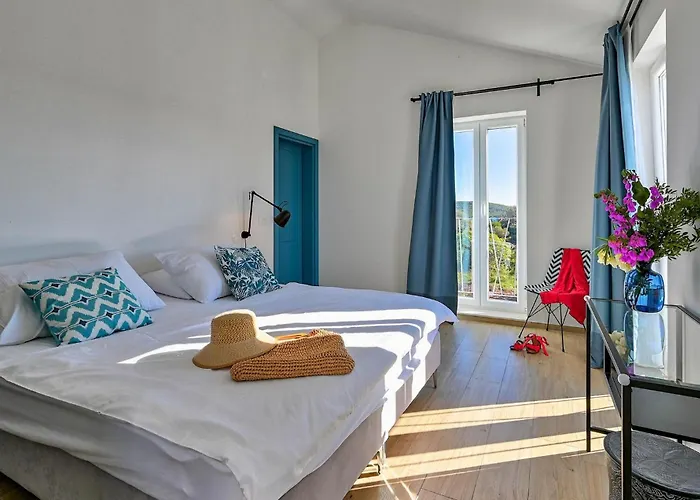 Vela Muline * زادار